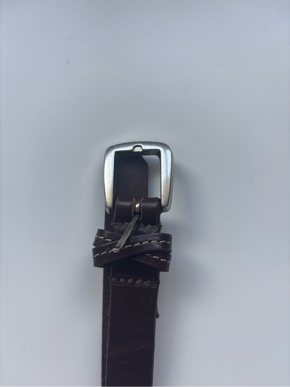 LA BELLA DESIGNS vintage brown leather belt with silver hardware